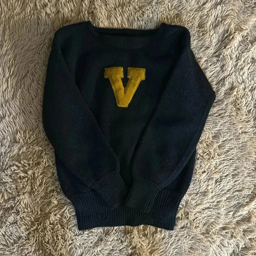 Vintage 1940s horace partridge “V” cheerleader wool sweater